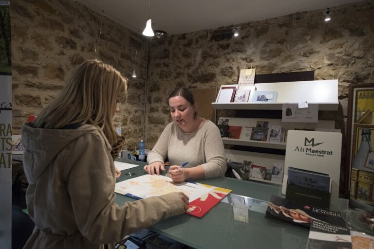 La Diputació de Castelló oferirà 225.000 euros per contractar informadors turístics