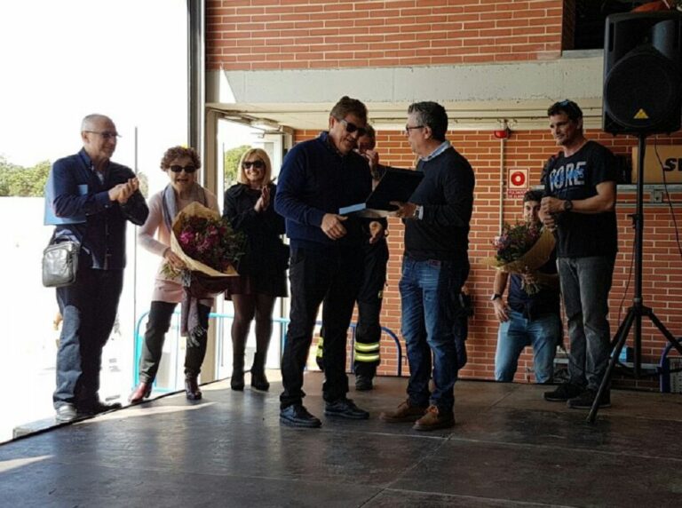 Els bombers d’Alacant celebren el dia del seu patró en una paella i varios actes