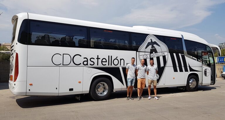 L’autobus albinegre, llest per a començar la lliga