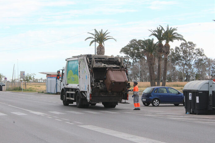 contenedor-marron-playa-burriana