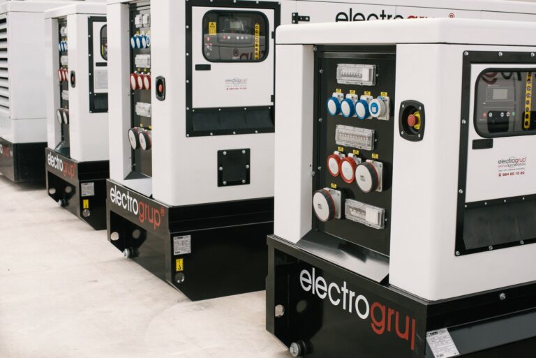 Entrevista a Juan José Miralles, gerente de Electrogrup Generadores y Grúas Miralles, S.L.