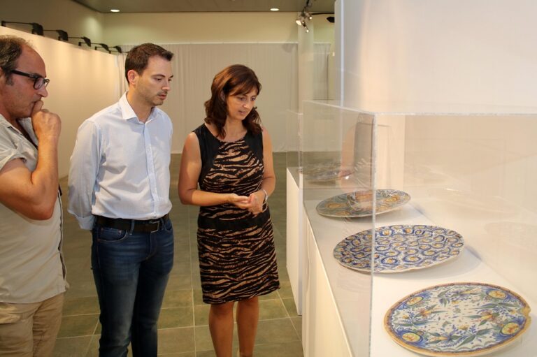 Onda adquireix peces ceràmiques que potencien el valor del Museu del Taulell ‘Manolo Safont’