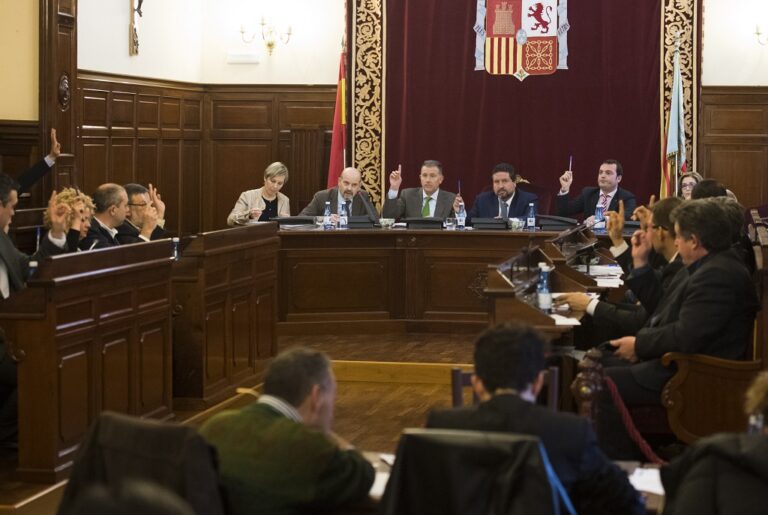 Moliner sume al PSPV en la seua petició a la Generalitat perquè retire l’exigència del segon metge en els festejos de bous al carrer