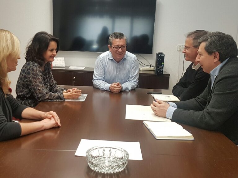 La regidoria de medi ambient d’Alacant vol recuperar la bandera de Isla Tabarca
