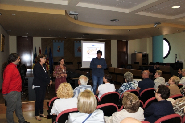 El veïnat del barri Sant Blai de Borriana ja coneix al detall el Pla de Millora de l’entorn de l’ermita