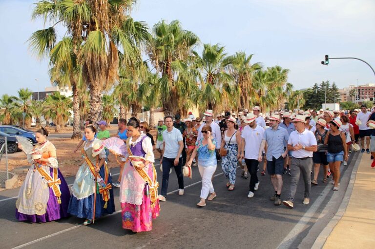 Milers d’onders participen en la Romeria del Salvador