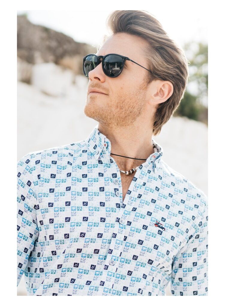 camisa slim fit estampado hojas y azules cuadros